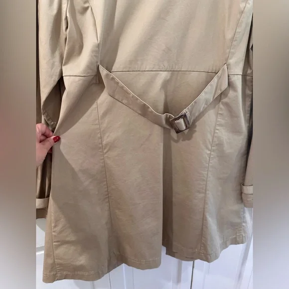 Old Navy Classic Tan Trench Coat - Picture 6 of 6